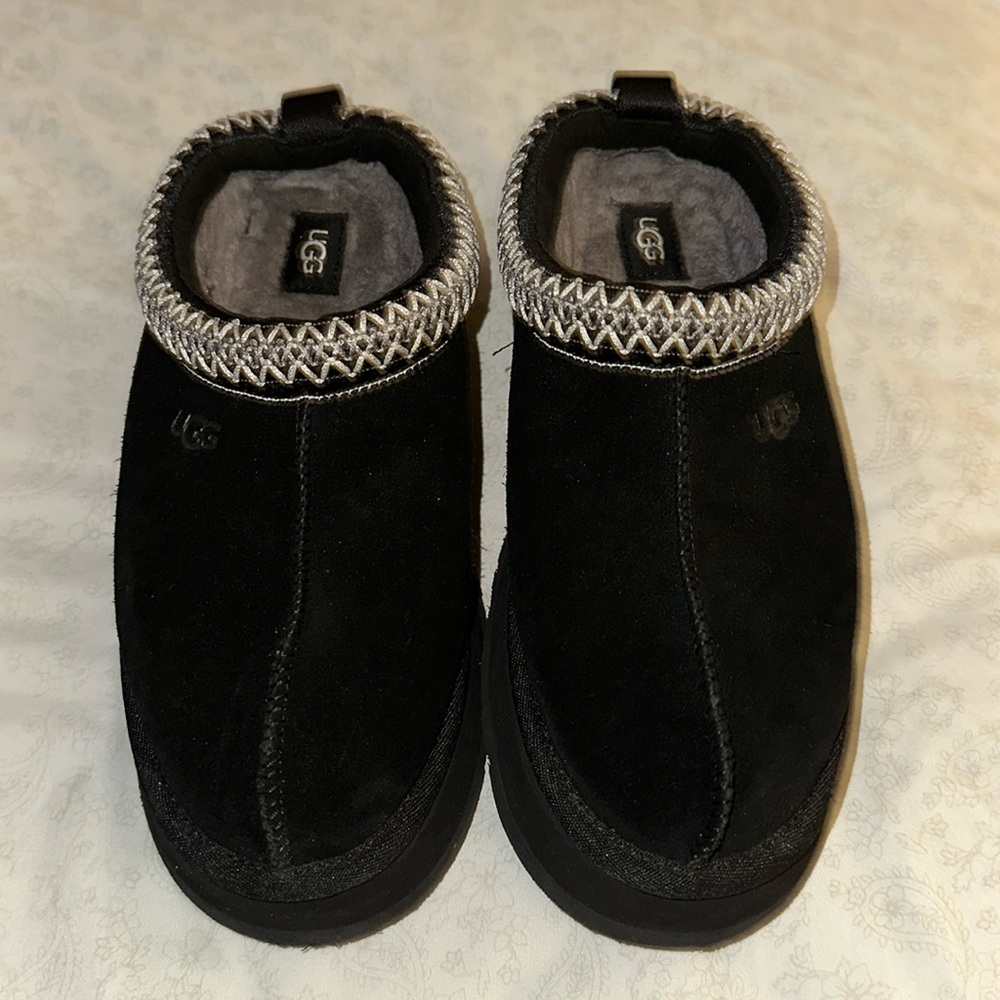 Uggs Tasman Black Platform Slipper
